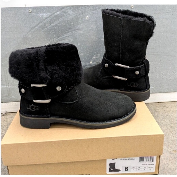 UGG Cedric Water Resistant Black Suede Sheepskin Buckle Boots Size 6 NEW - Picture 2 of 15